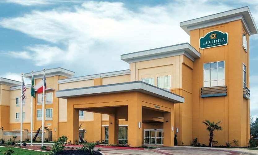 La Quinta Inn & Suites by Wyndham Cotulla