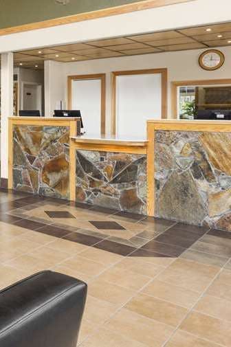 Hotel Days Inn by Wyndham Golden photo 5