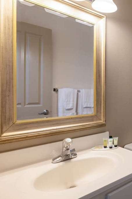 Hotel Ramada by Wyndham Juneau photo 5