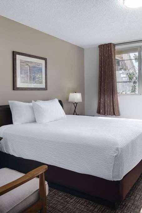 Hotel Ramada by Wyndham Juneau photo 2