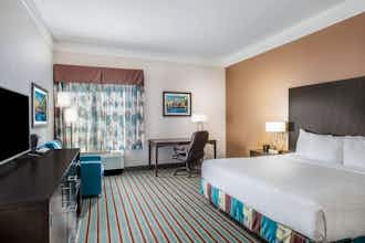 Hotel La Quinta Inn Ste Bakrsfield N photo 5