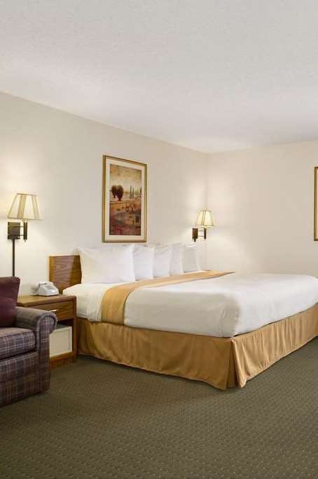 Hotel Days Inn by Wyndham Rapid City photo 3