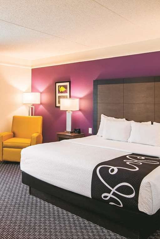 Hotel La Quinta Inn & Suites by Wyndham Fort Worth City View photo 1