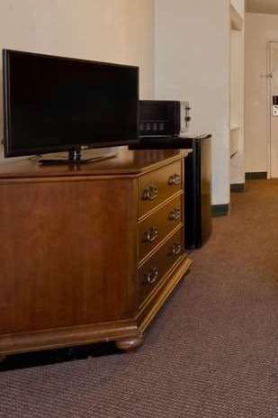 Hotel Days Inn by Wyndham Lathrop photo 4