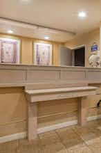 Hotel Days Inn by Wyndham Lathrop photo 5