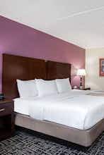Hotel La Quinta Inn Ste Lex Park photo 1
