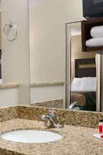 Hotel Baymont Glendive photo 3