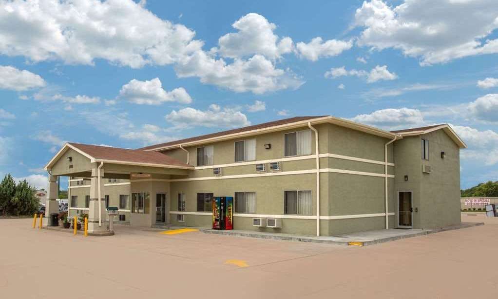Days Inn by Wyndham North Platte