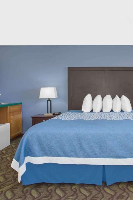 Hotel Days Inn by Wyndham North Platte photo 1