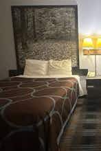 Hotel Super 8 by Wyndham Columbia East photo 2