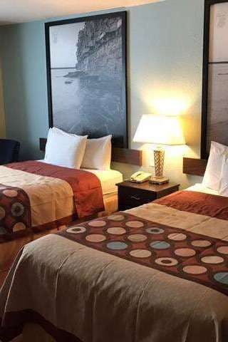 Hotel Super 8 Plover photo 2