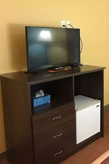 Hotel Super 8 Plover photo 5