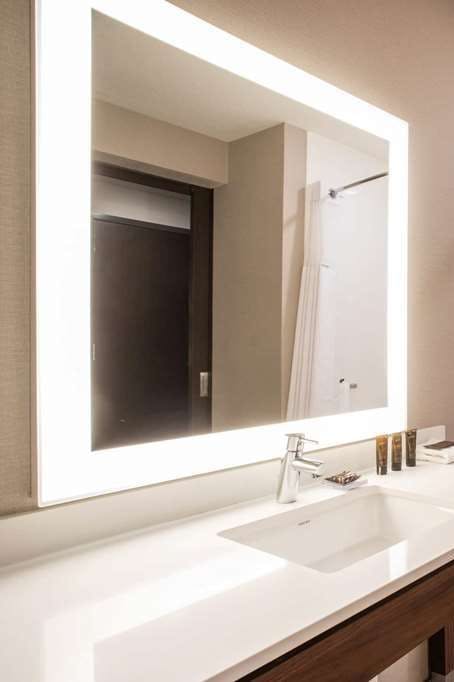 Hotel Wingate by Wyndham Denver Airport photo 2