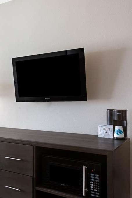 Hotel La Quinta Inn & Suites by Wyndham Pharr North McAllen photo 4