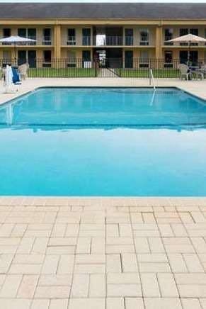 Hotel Days Inn by Wyndham Crystal River photo 5