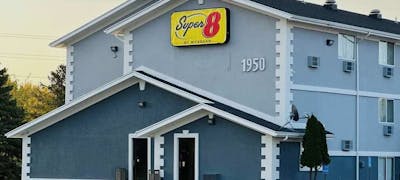 Super 8 Benton Harbor MI