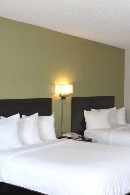Hotel BU Front Royal SNP photo 2