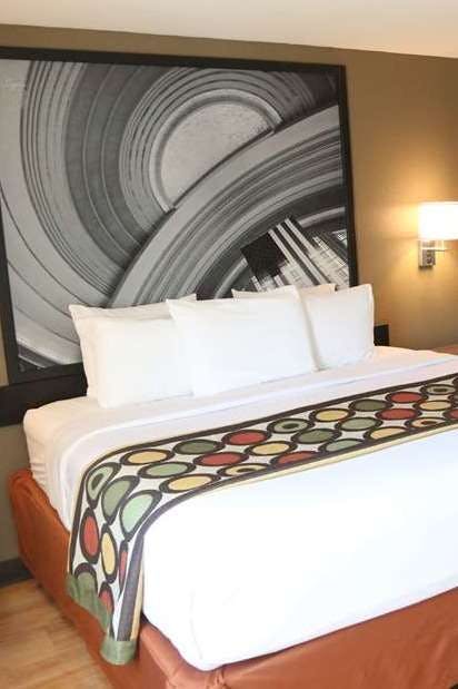 Hotel Super 8 Portsmouth photo 1