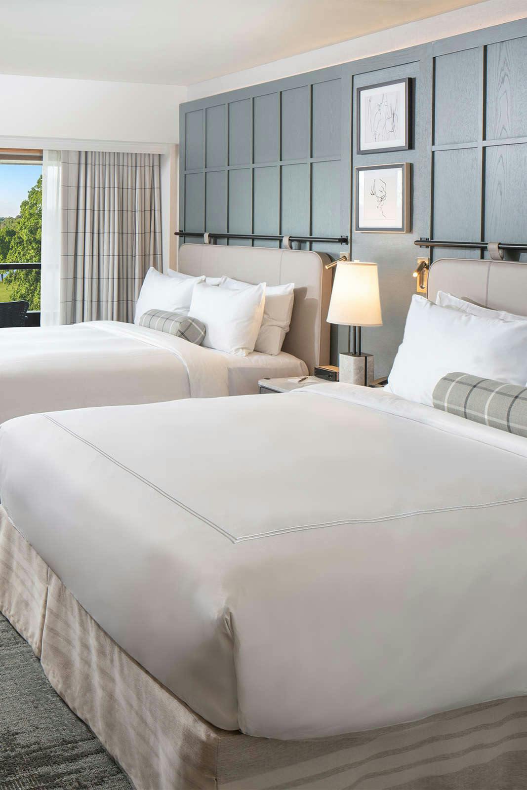 Hotel Grand Geneva Resort & Spa photo 2