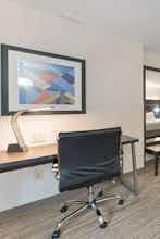 Hotel Holiday Inn Express Columbus Downtown photo 4