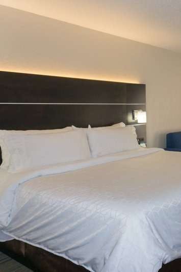 Hotel Holiday Inn Express Columbus Downtown photo 3