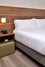 Hotel Holiday Inn Express & Suites Wildwood – The Villages photo 1