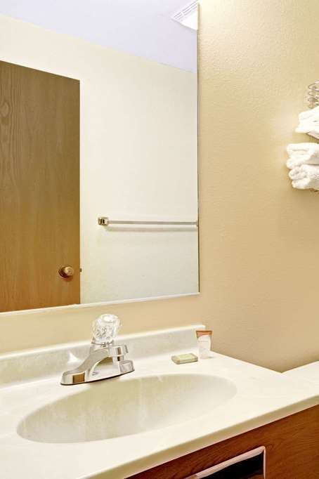 Hotel Super 8 by Wyndham Carson City/Lake Tahoe photo 5