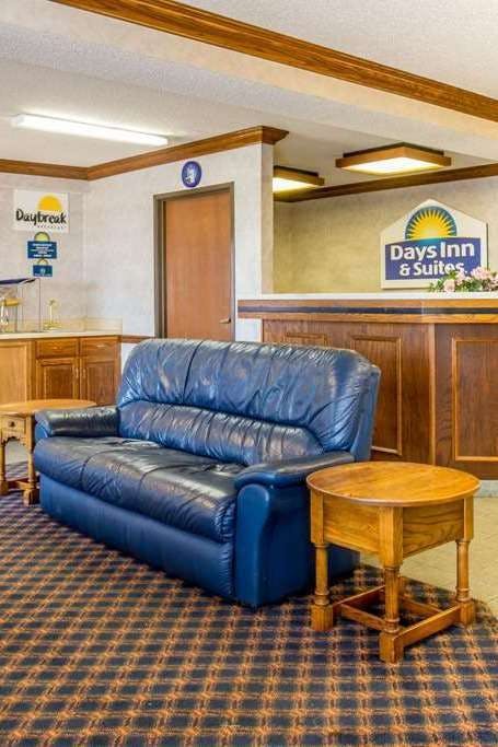 Hotel Days Inn by Wyndham Pontoon Beach photo 5