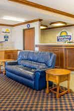 Hotel Days Inn Pontoon Beach photo 5