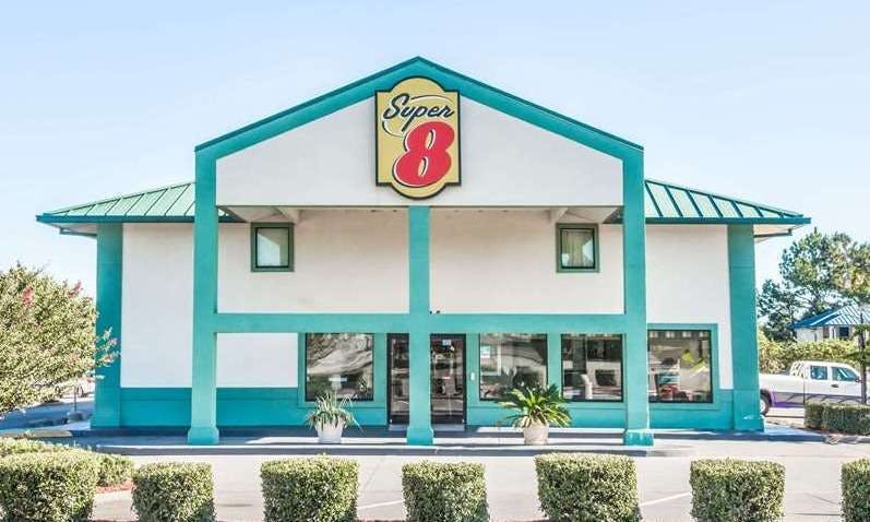 Super 8 Valdosta GA I-75