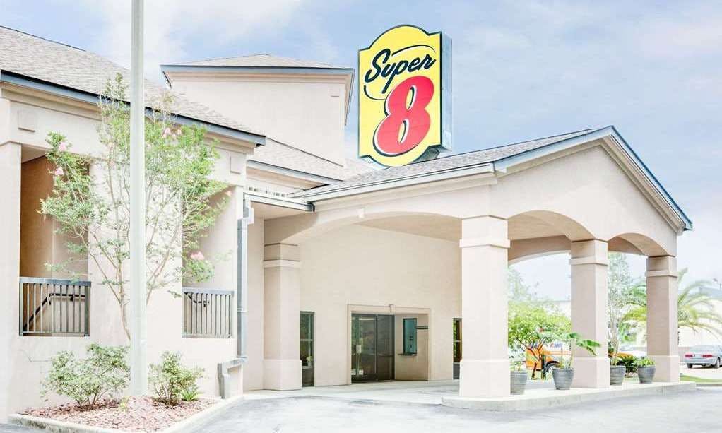 Super 8 Diberville Biloxi Area