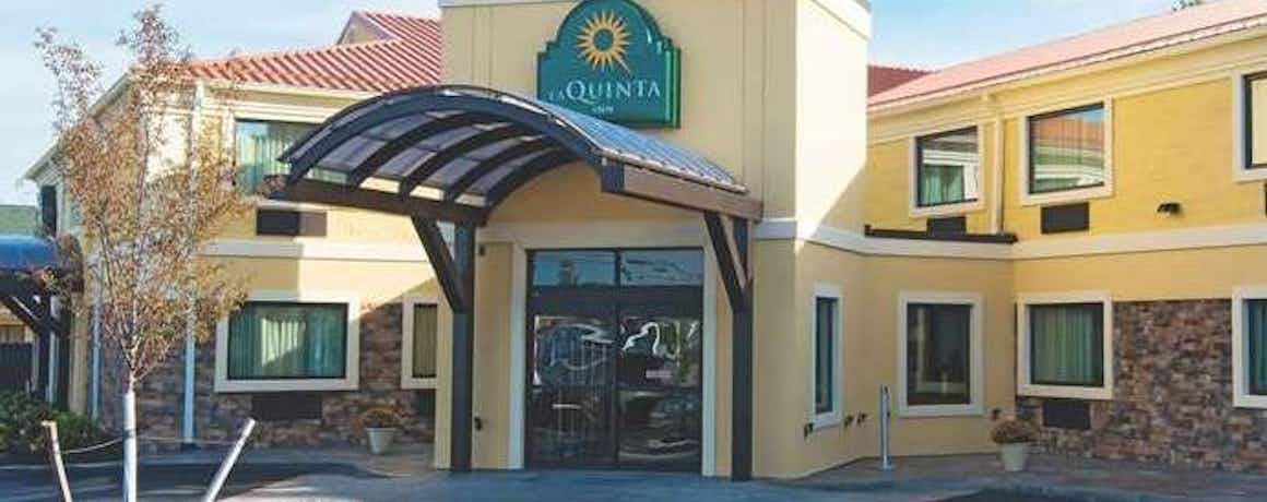 La Quinta Inn Buffalo AP