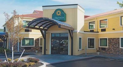 La Quinta Inn by Wyndham Buffalo Airport