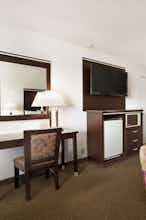 Hotel Days Inn Oceanside photo 3