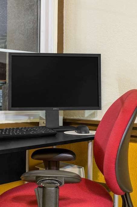 Hotel Super 8 by Wyndham Santee photo 2