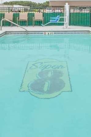 Hotel Super 8 by Wyndham Santee photo 5