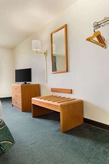 Hotel Travelodge Sharon Springs photo 3