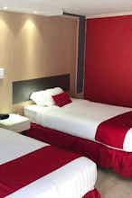 Hotel Travelodge by Wyndham Orlando / Heart of International Drive photo 2