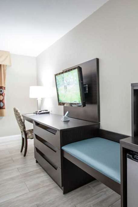 Hotel Super 8 by Wyndham Owensboro photo 4