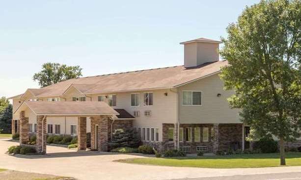 Super 8 by Wyndham Cresco IA