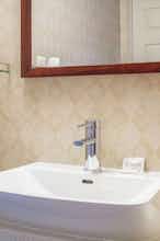 Hotel Howard Johnson by Wyndham Kingston photo 4