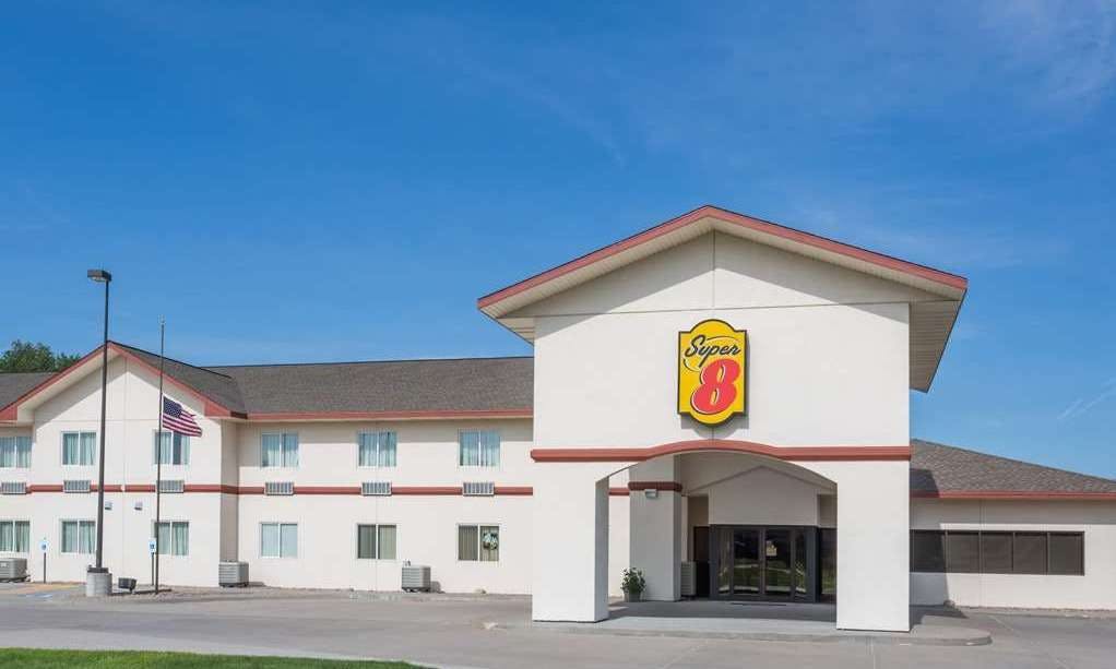 Super 8 by Wyndham Alma