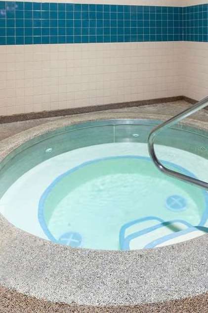 Hotel Days Inn & Suites by Wyndham Grand Rapids Near Downtown photo 5