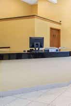 Hotel Super 8 Normal IL photo 4