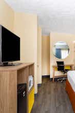 Hotel Days Inn And Suites Clovis photo 4