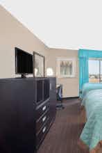 Hotel Wyndham Garden Midland photo 4