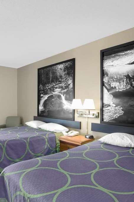 Hotel Super 8 Clemmons/Bermuda Run photo 1