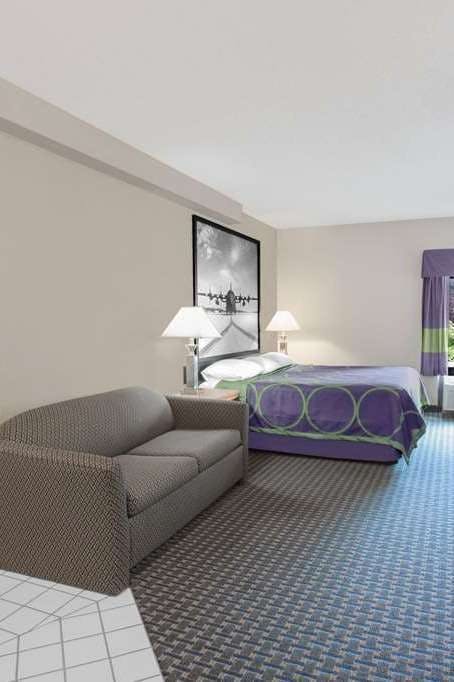 Hotel Super 8 Clemmons/Bermuda Run photo 4