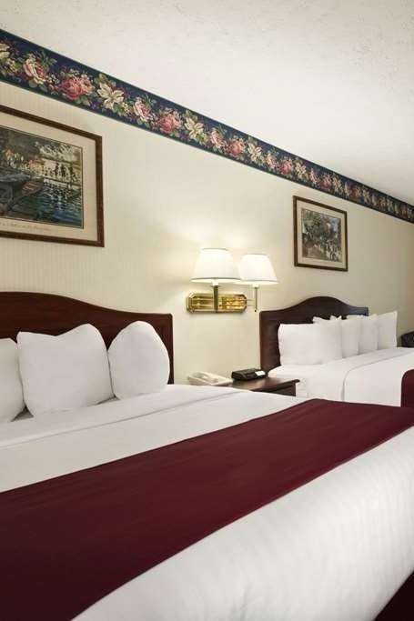 Hotel Days Inn by Wyndham Grayling photo 1