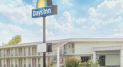 Days Inn by Wyndham Ripley